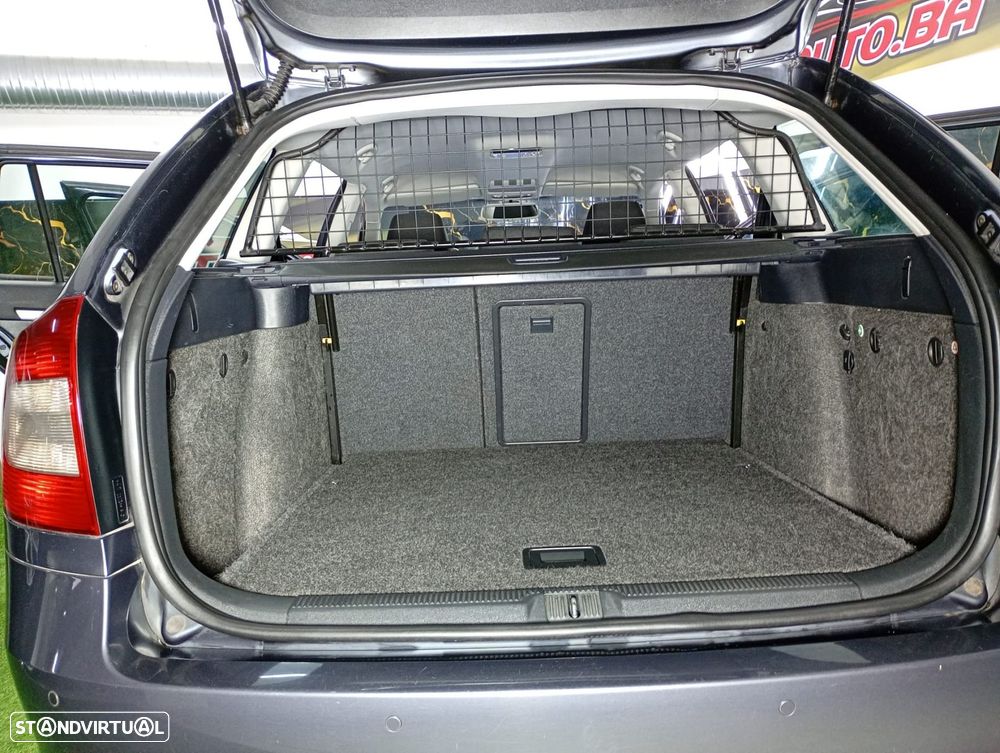 Skoda Octavia 1.9 TDI Sportline - 35