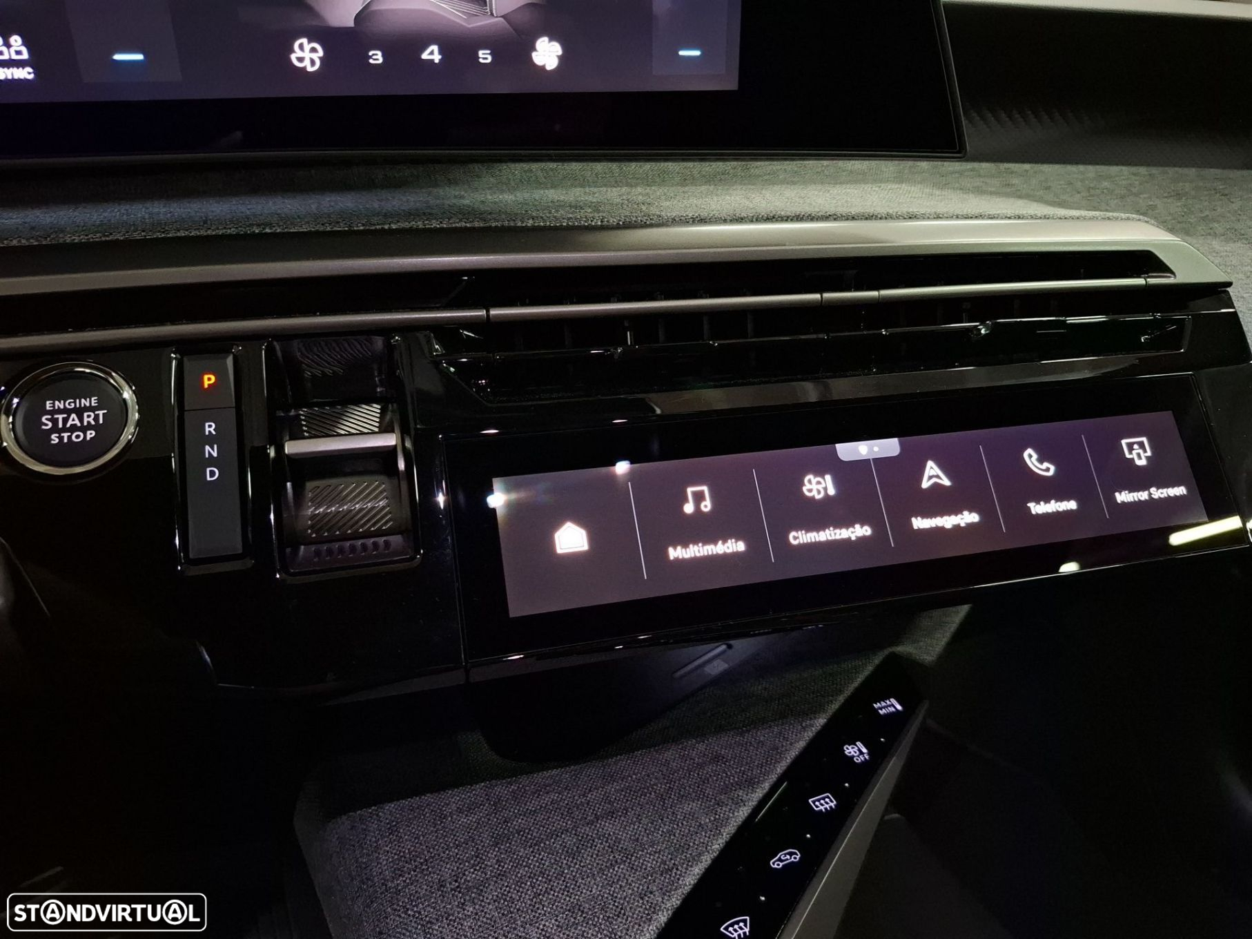Peugeot E-3008 73 kWh Allure - 17