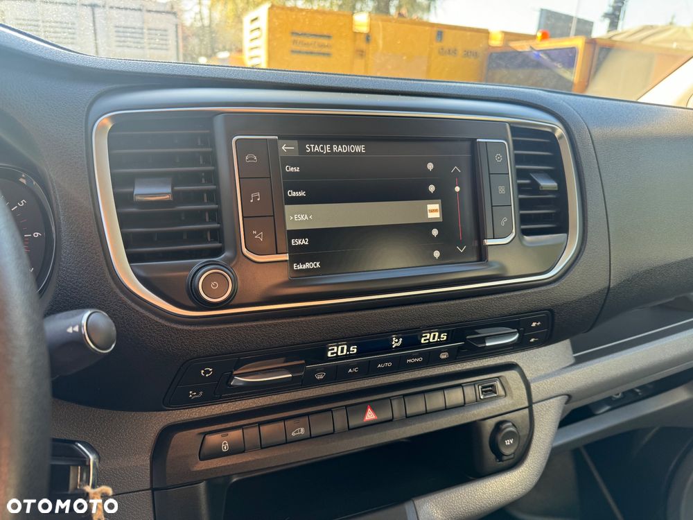 Opel Vivaro - 28