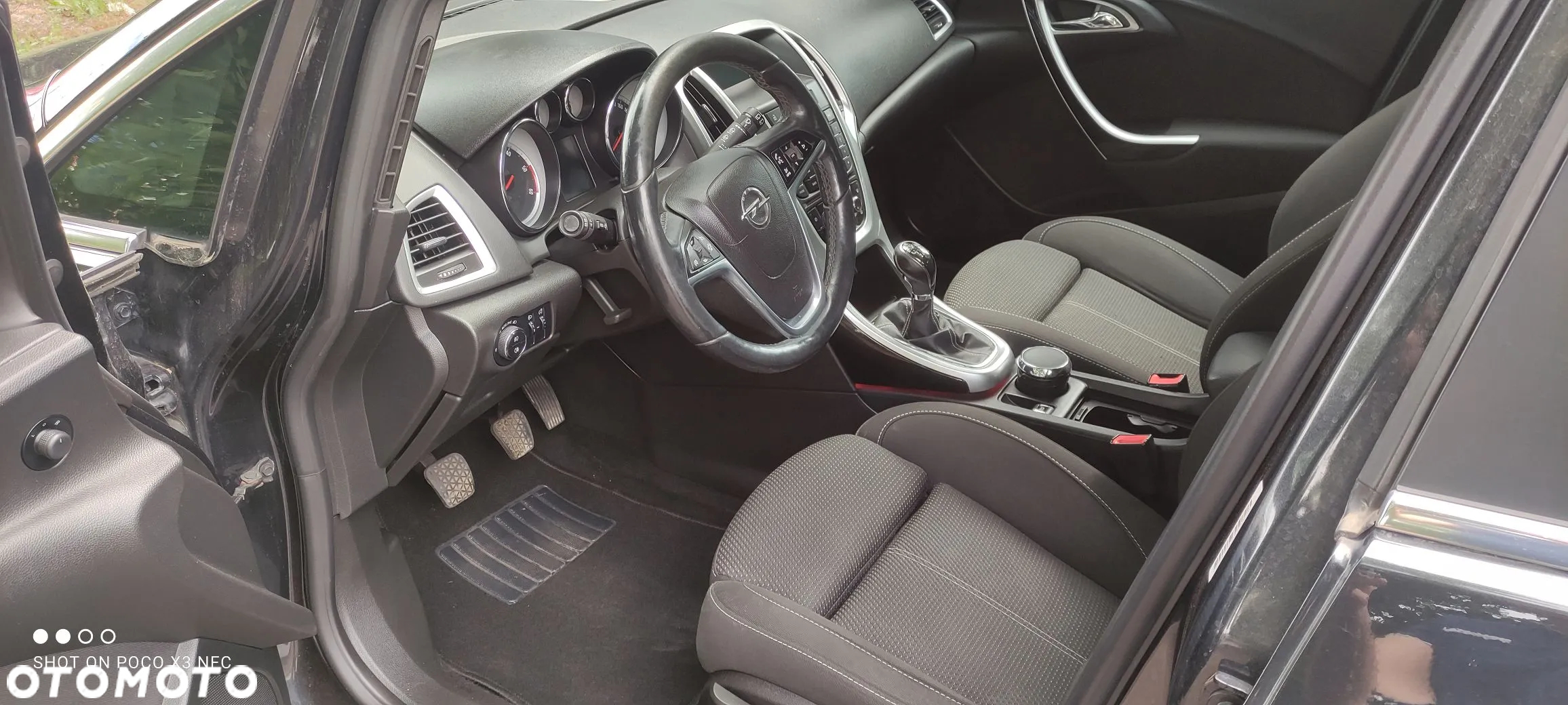 Opel Astra 2.0 CDTI Exklusiv - 17
