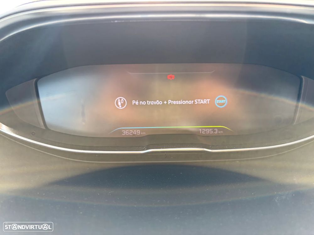 Peugeot 3008 1.6 Hybrid Allure e-EAT8 - 8