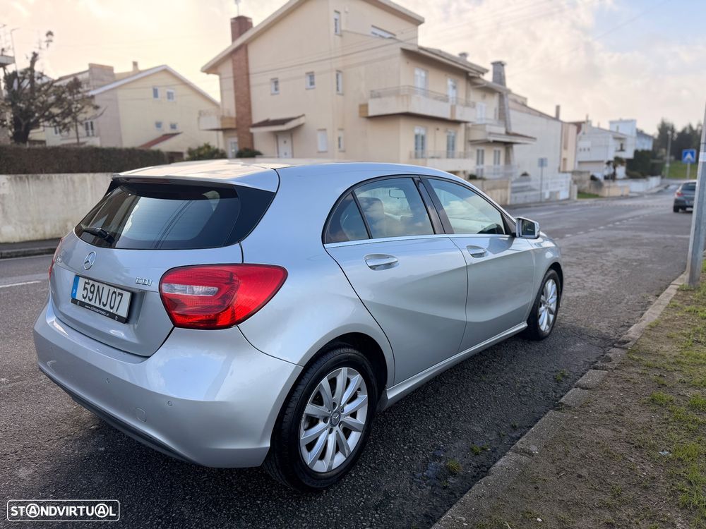 Mercedes-Benz A 180 CDI BE Edition Urban - 2