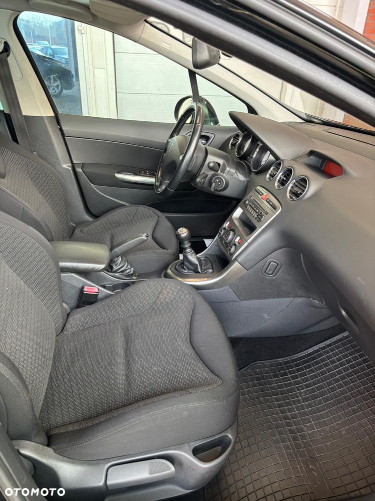Peugeot 308 1.6 HDi Premium - 19