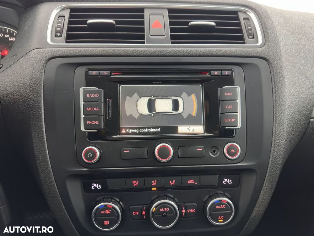 Volkswagen Jetta 1.4 DSG Comfortline - 10