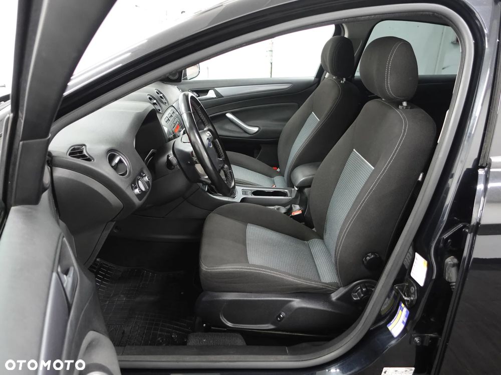 Ford Mondeo 1.6 TDCi Trend - 21