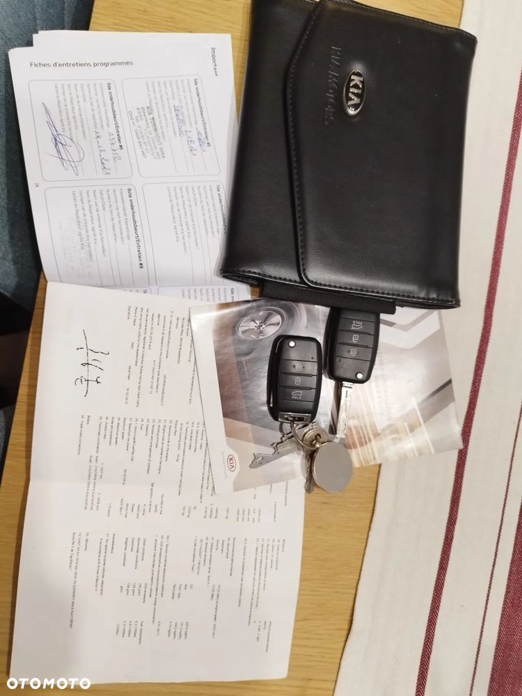 Kia Sportage 1.7 CRDI S 2WD - 19