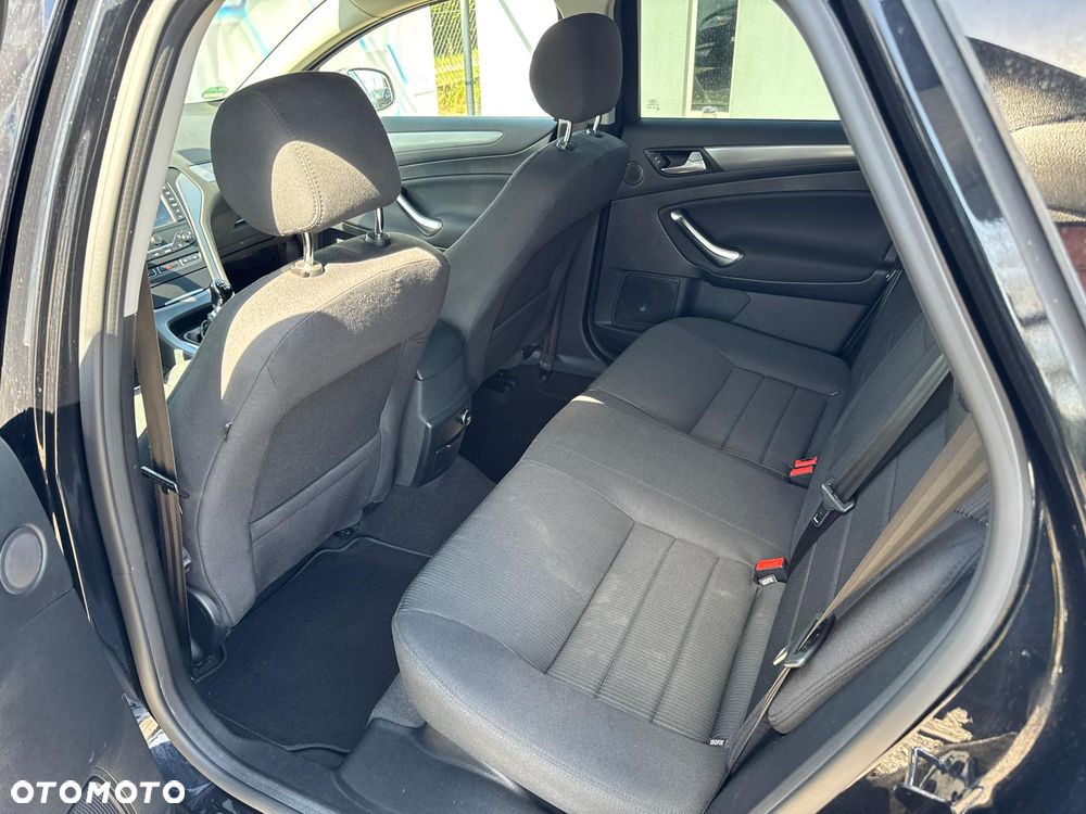 Ford Mondeo 2.0 TDCi Black Magic - 24