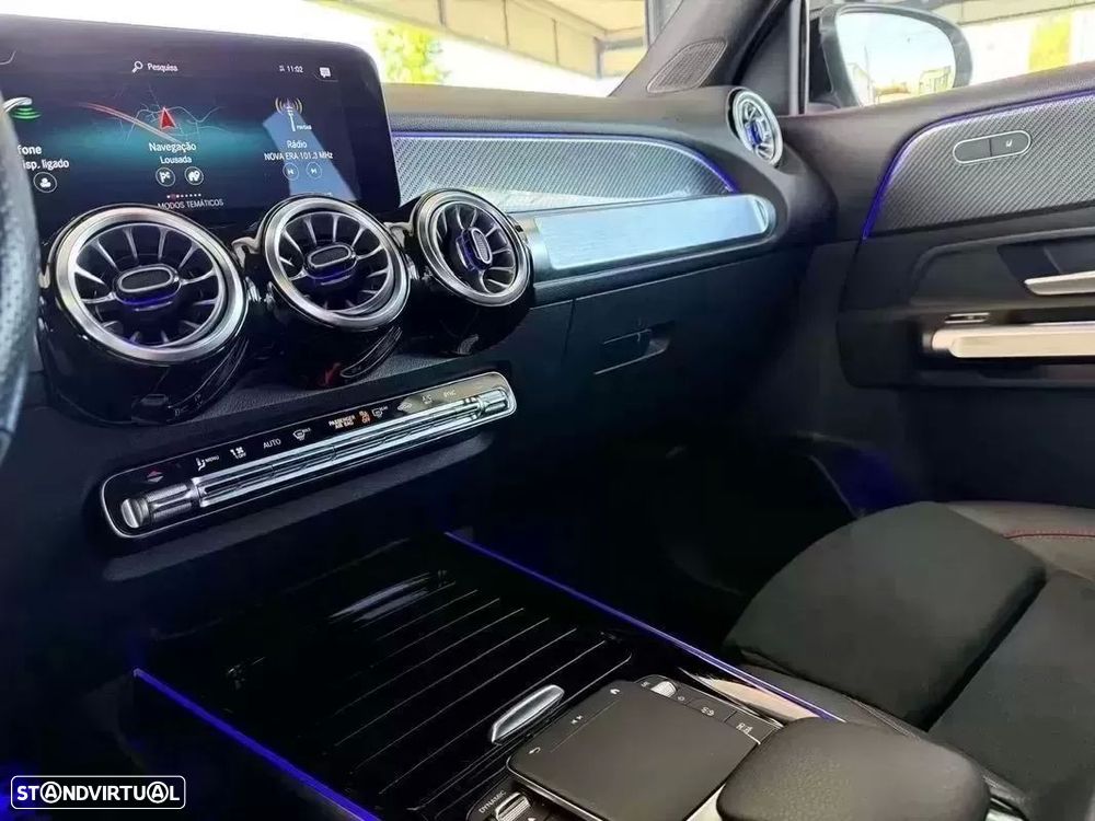 Mercedes-Benz GLB 200 d AMG Line - 17