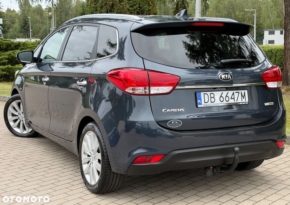 Kia Carens 1.7 CRDi 141 Dream Team Edition - 35