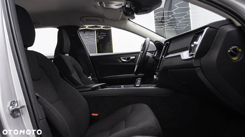 Volvo V60 B4 D Momentum Pro - 18