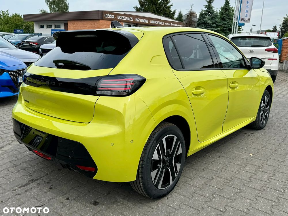 Peugeot 208 - 9