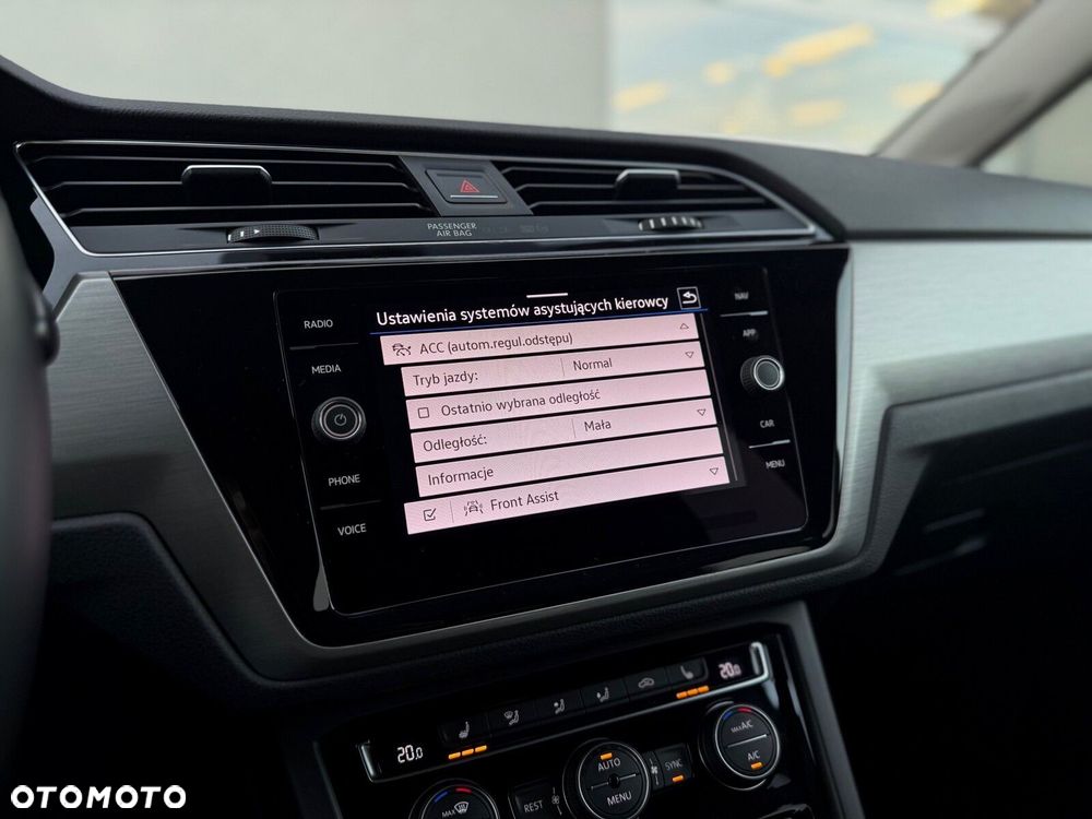 Volkswagen Touran 2.0 TDI BMT SCR Comfortline - 21