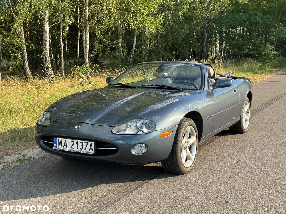 Jaguar XK8 - 2