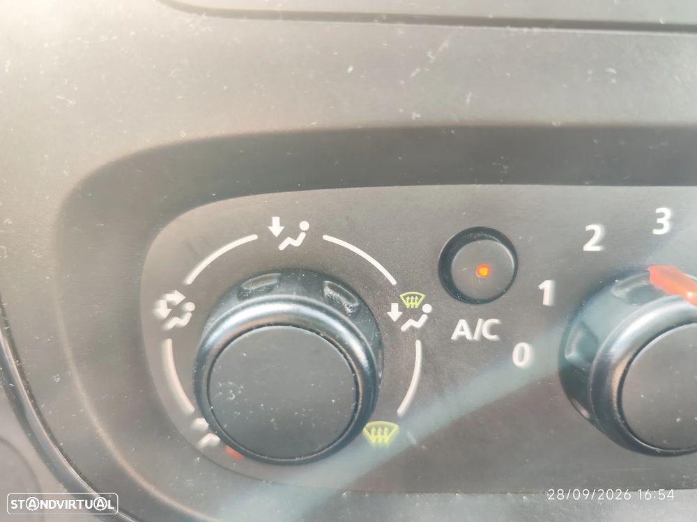 Opel Vivaro 1.6 Cdti - 31