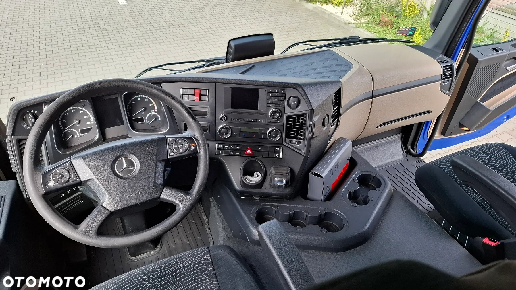 Mercedes-Benz ACTROS 1824 / PEŁNY ADR / RAMA POD ZABUDOWE 5.22 / DMC 18000 / MAŁO UŻYWANY ! - 32