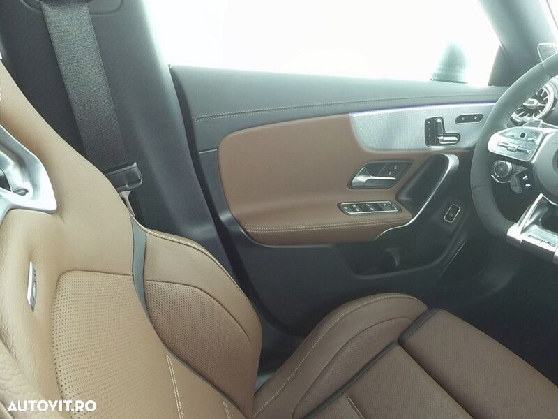 Mercedes-Benz CLA - 11