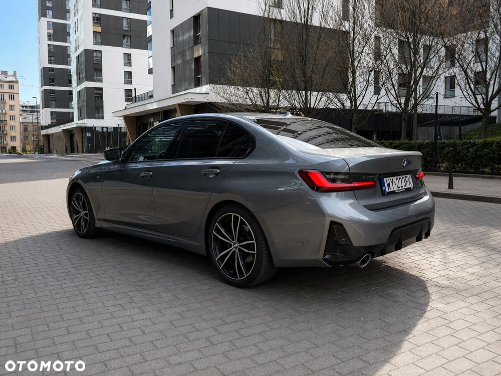 BMW Seria 3 320d M Sport - 6