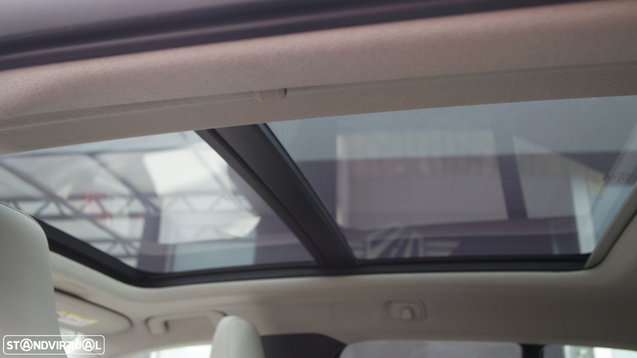Volvo XC 40 2.0 D3 Momentum Plus Geartronic - 14
