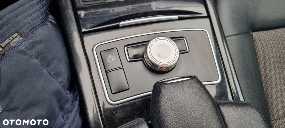 Mercedes-Benz Klasa E 350 CDI 4-Matic BlueEff Avantgarde - 23