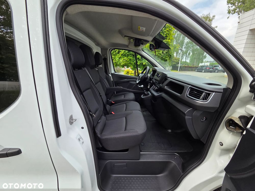 Renault Trafic - 17