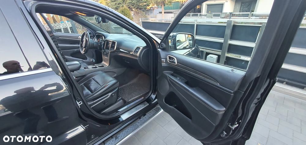 Jeep Grand Cherokee 3.6 V6 Overland - 11