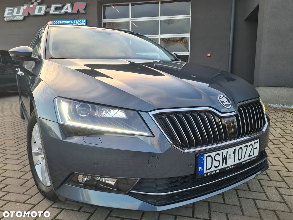Skoda Superb 1.6 TDI Ambition DSG - 8