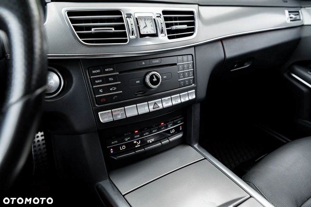Mercedes-Benz Klasa E 400 4Matic 7G-TRONIC Avantgarde - 30