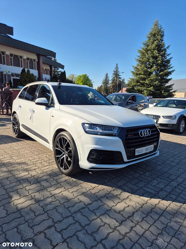 Audi Q7 - 1
