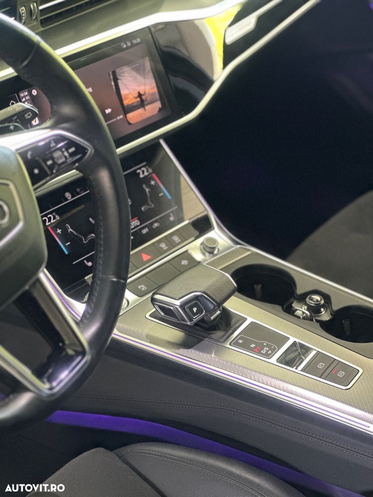 Audi A6 Avant 40 TDI quattro S tronic - 11