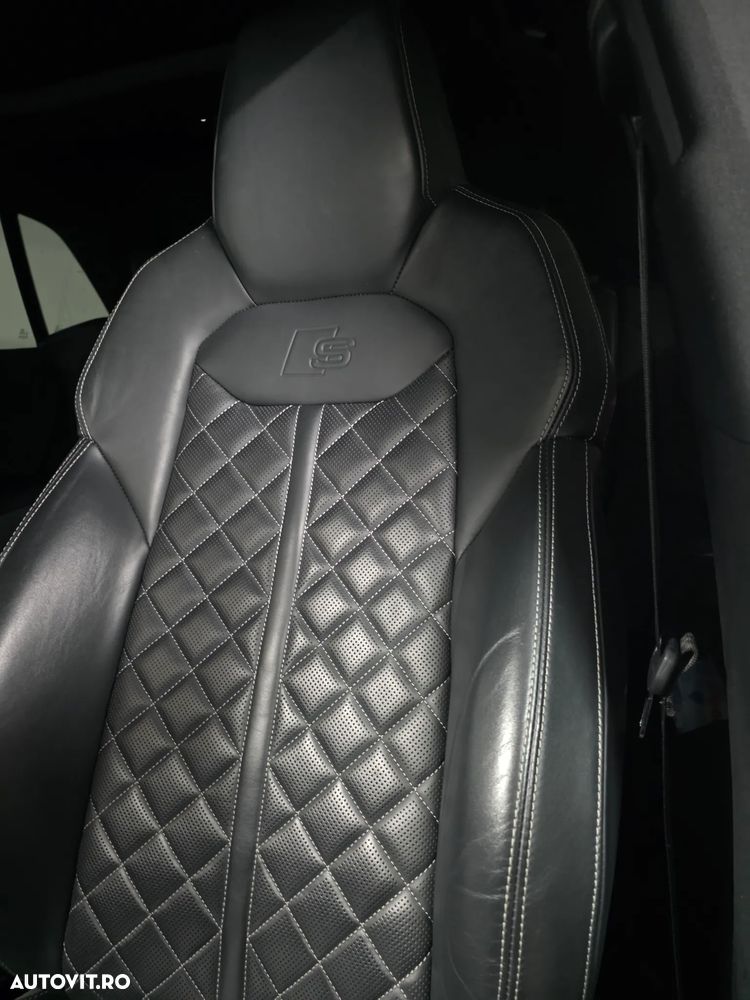 Audi Q8 - 7