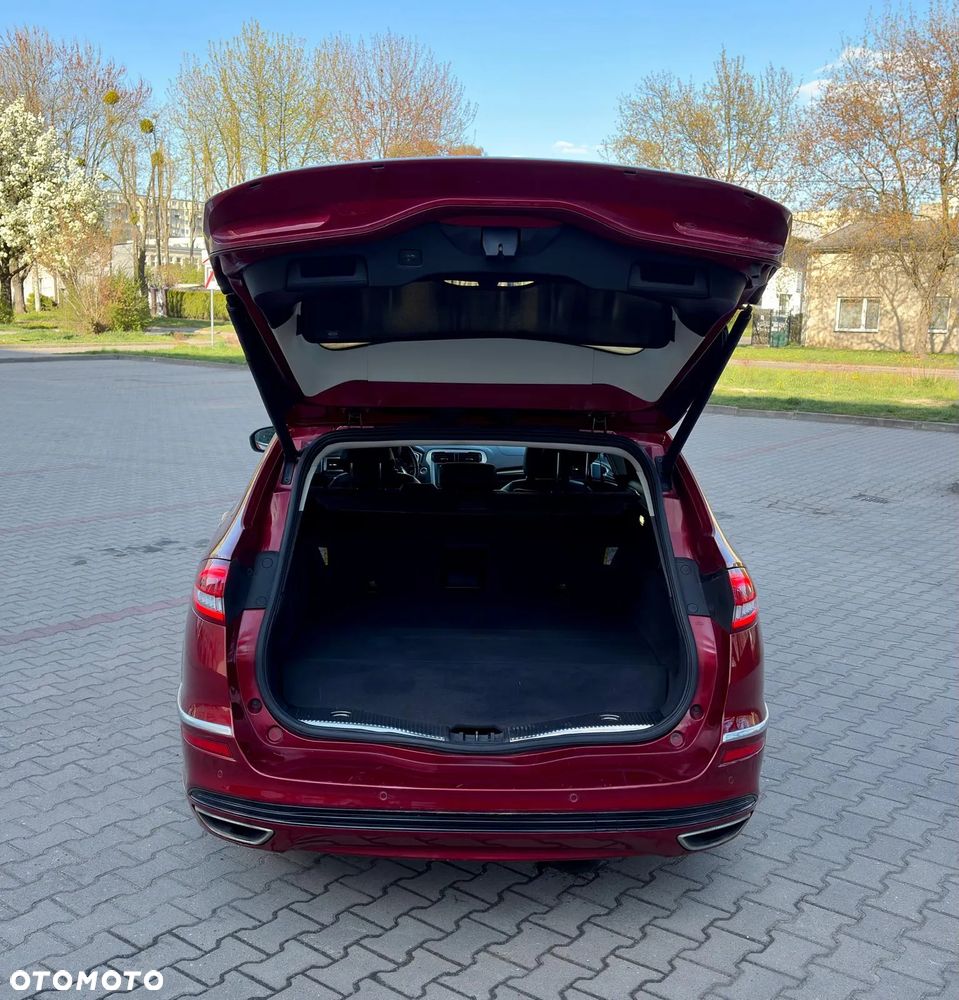 Ford Mondeo SW 2.0 Hybrid Vignale - 9