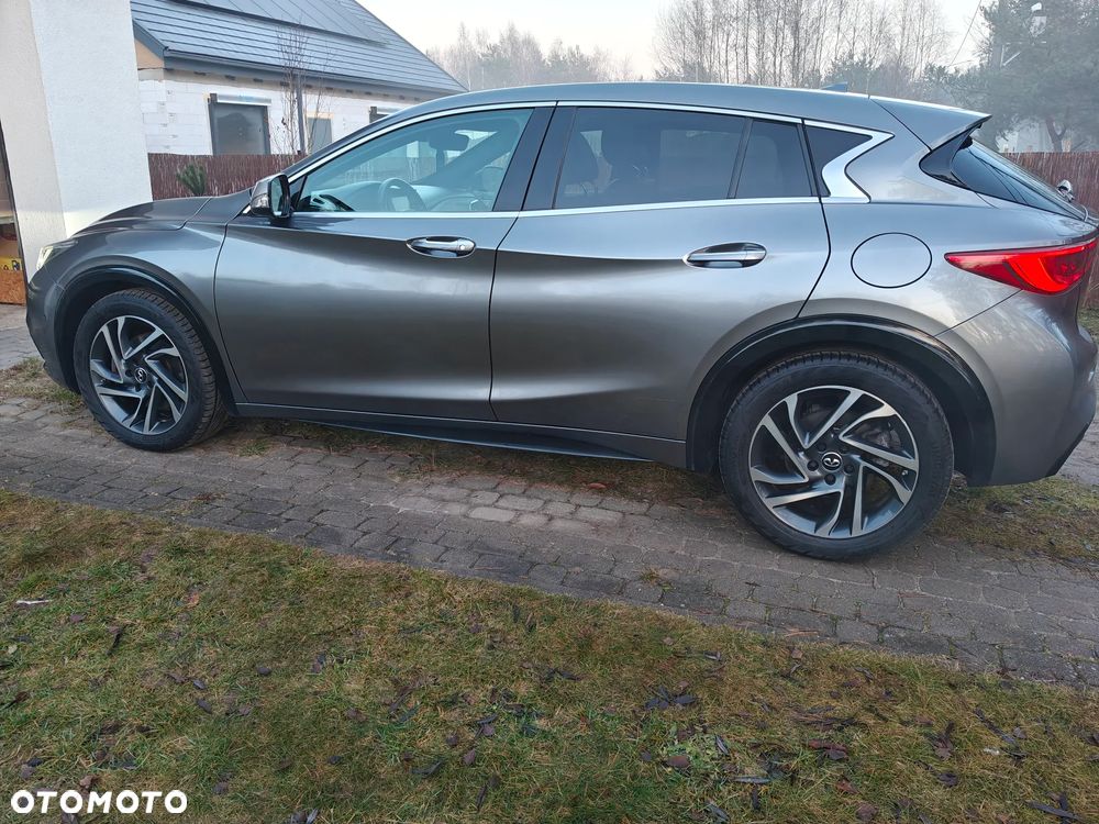 Infiniti Q30 2.2d DCT Premium - 1