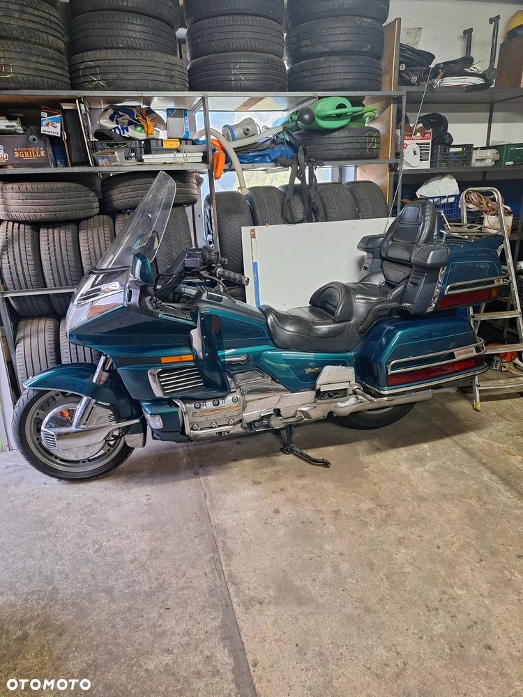 Honda GL - 11