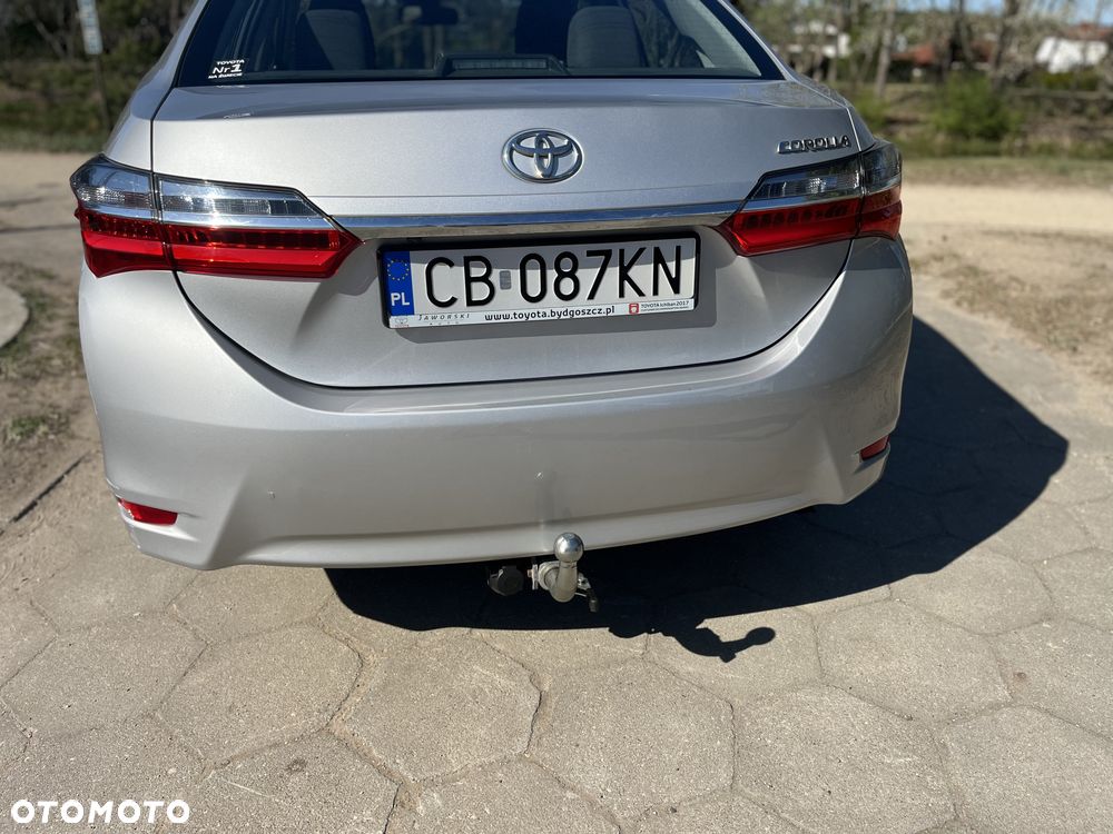Toyota Corolla - 10