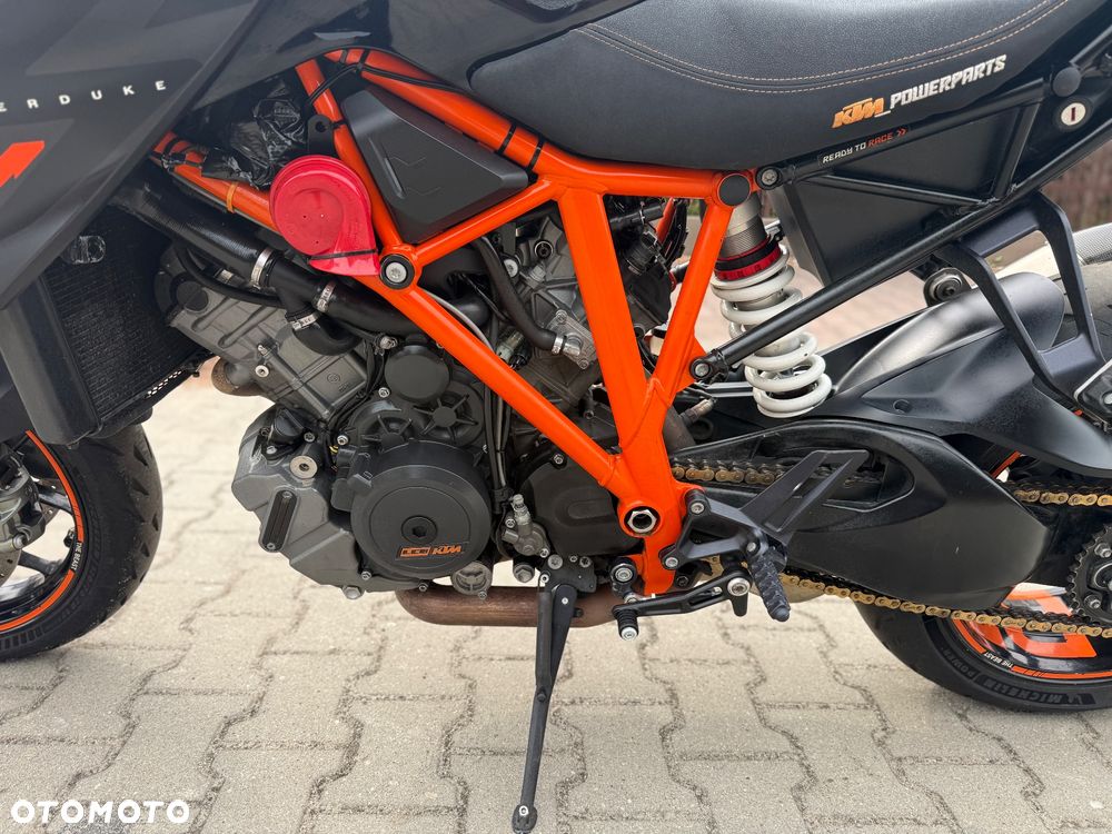 KTM Super Duke - 21