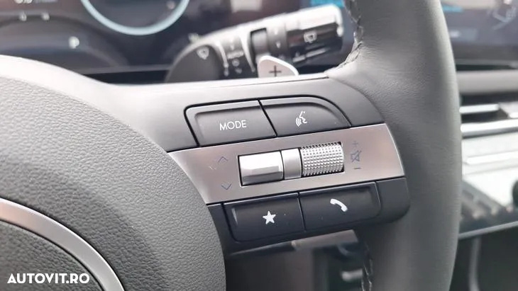 Hyundai Tucson 1.6 l 215 CP 4WD 6AT HEV Luxury - 22