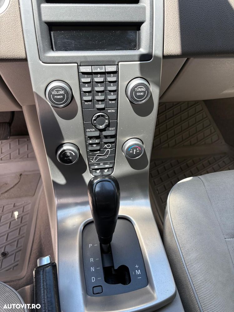 Volvo S40 2.4 Aut. Kinetic - 6