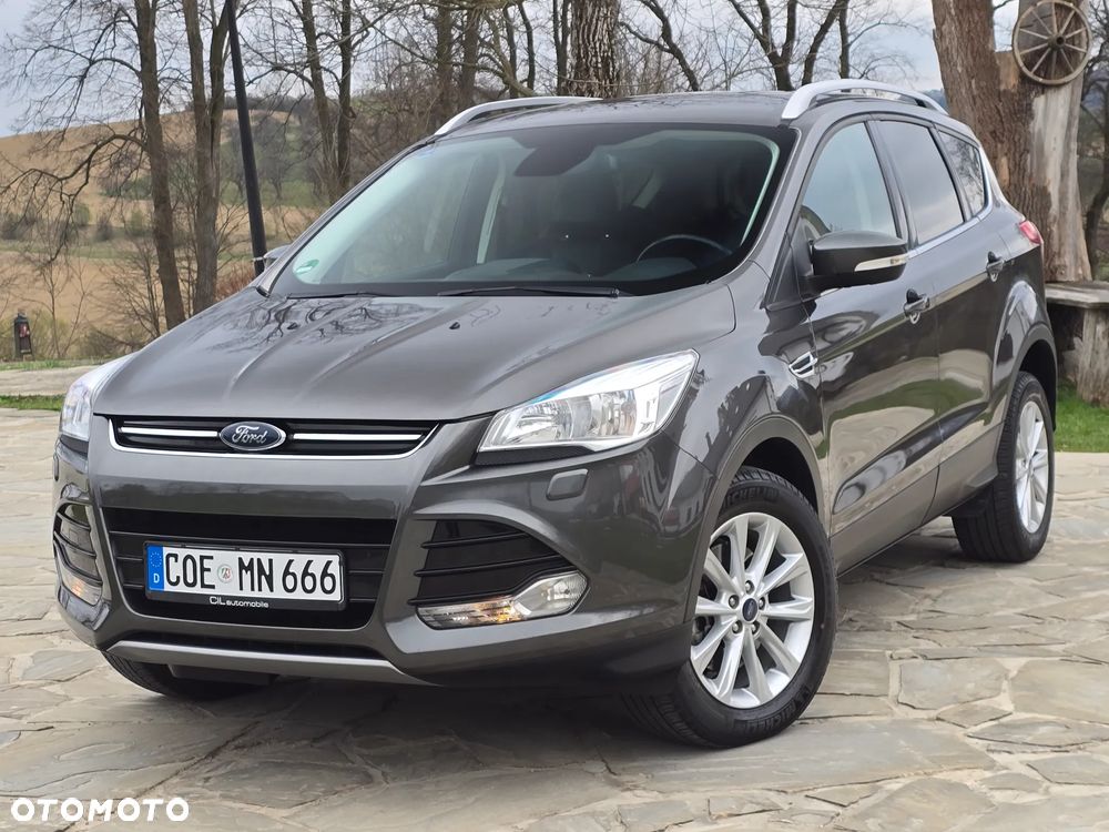 Ford Kuga 2.0 TDCi 2x4 Titanium - 41