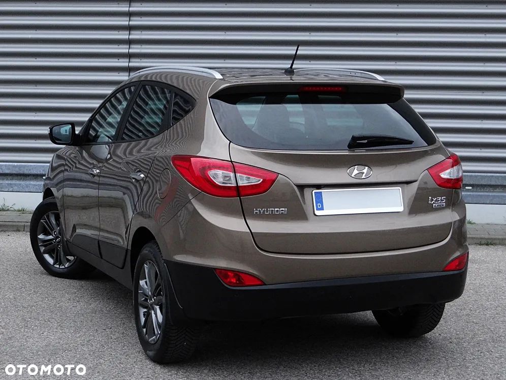 Hyundai ix35 1.7 CRDi 2WD blue Finale Gold - 18