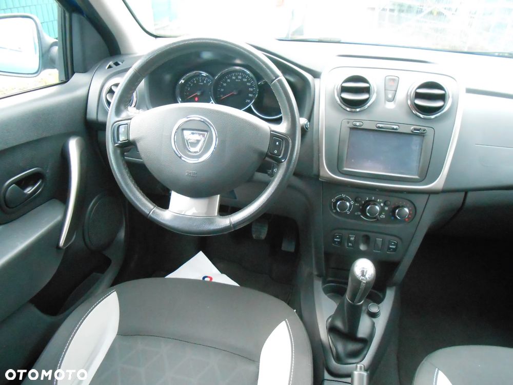 Dacia Sandero Stepway - 10