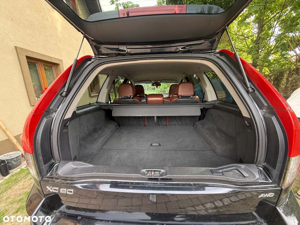 Volvo XC 90 D5 AWD Executive - 11