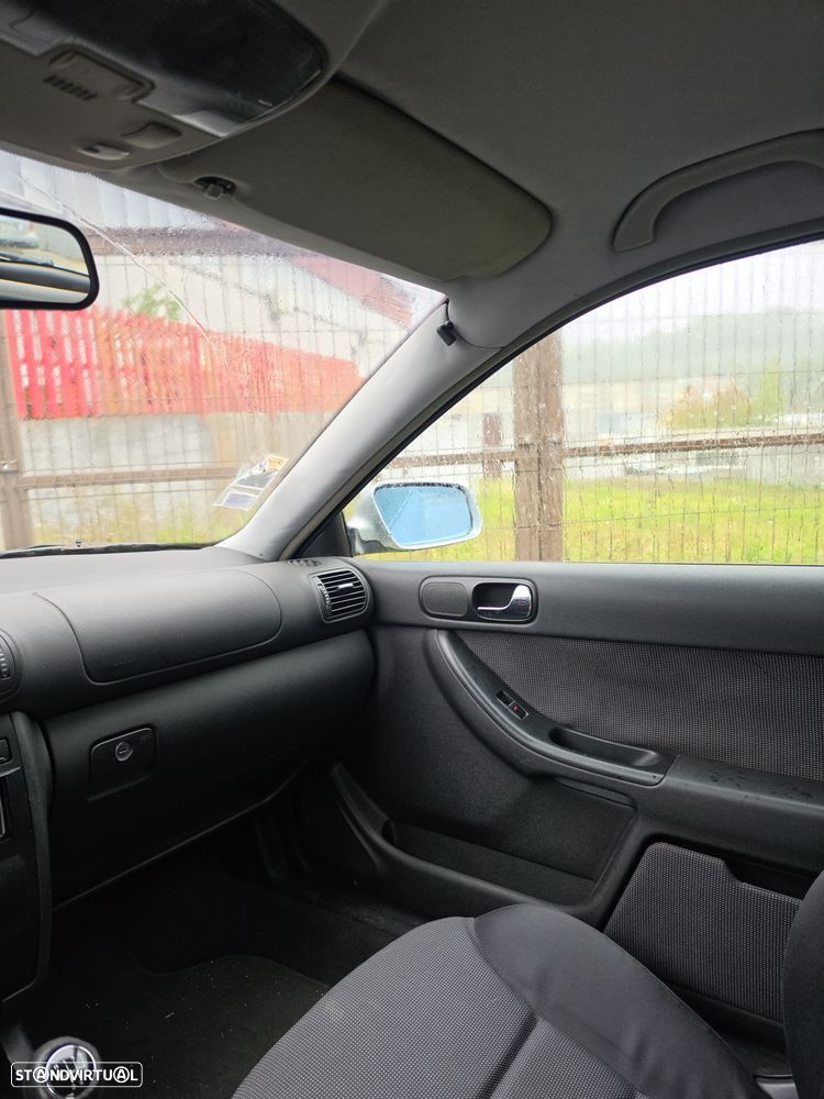 Audi A3 1.6 Attraction - 7
