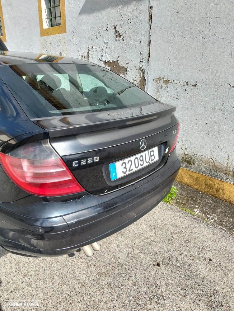 Mercedes-Benz C 220 CDi Sport Coupé Classic - 19