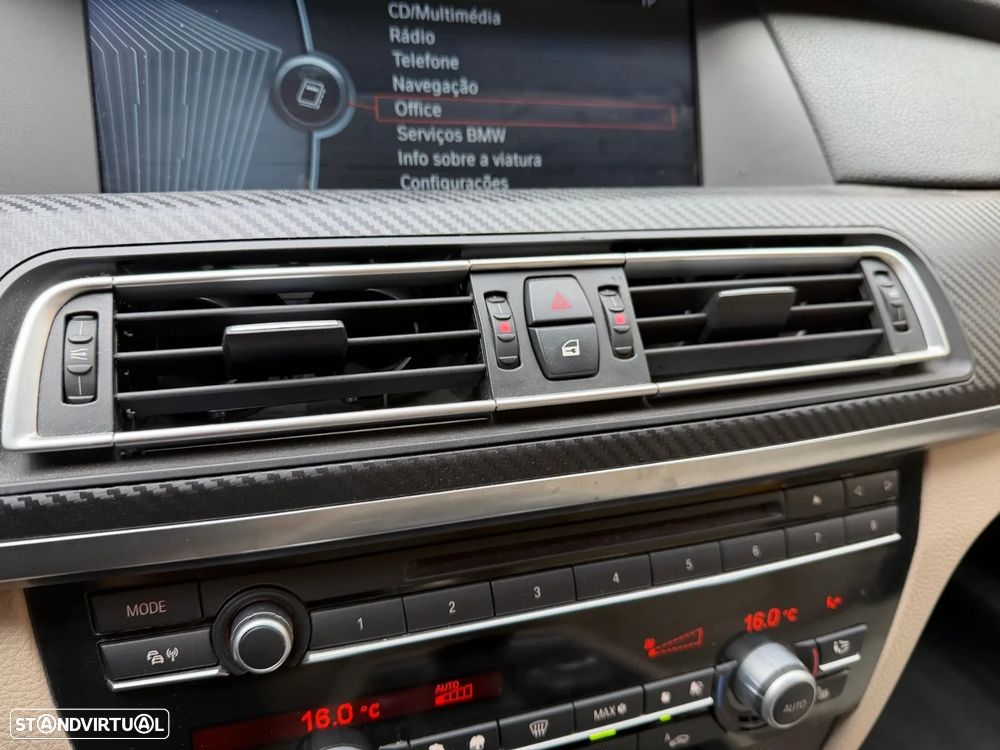 BMW 740 - 27