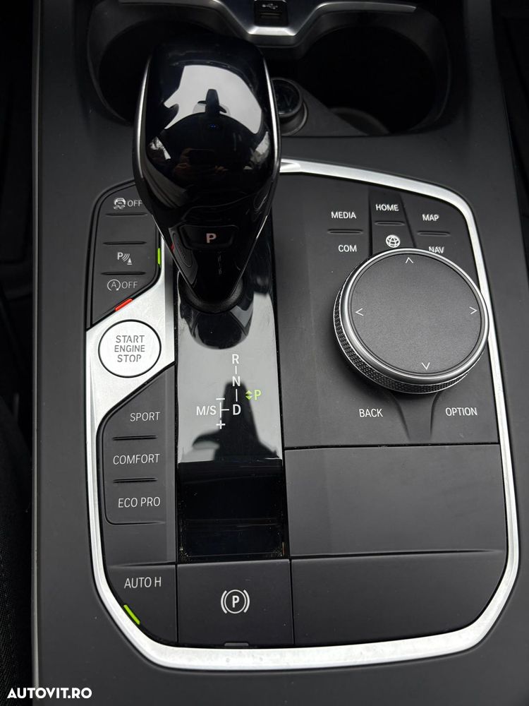 BMW Seria 1 120i Aut. Sport Line - 11