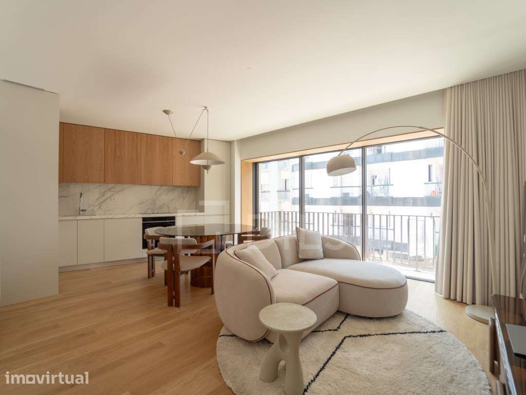 Apartamento T1 Novo, mobilado com varanda e garagem - Grande imagem: 3/29