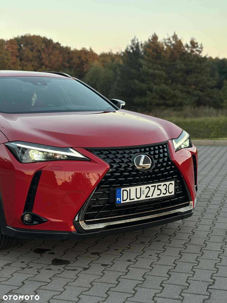 Lexus UX - 1