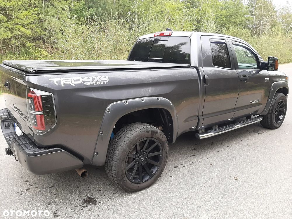 Toyota Tundra - 5