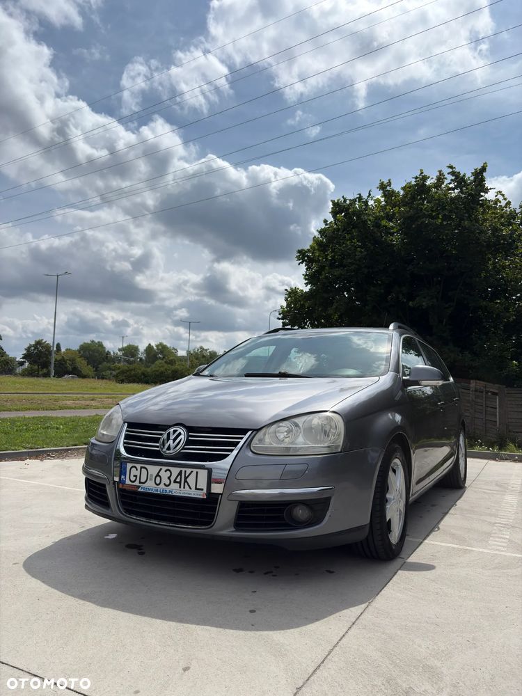 Volkswagen Golf 2.0 TDI Comfortline DSG - 1