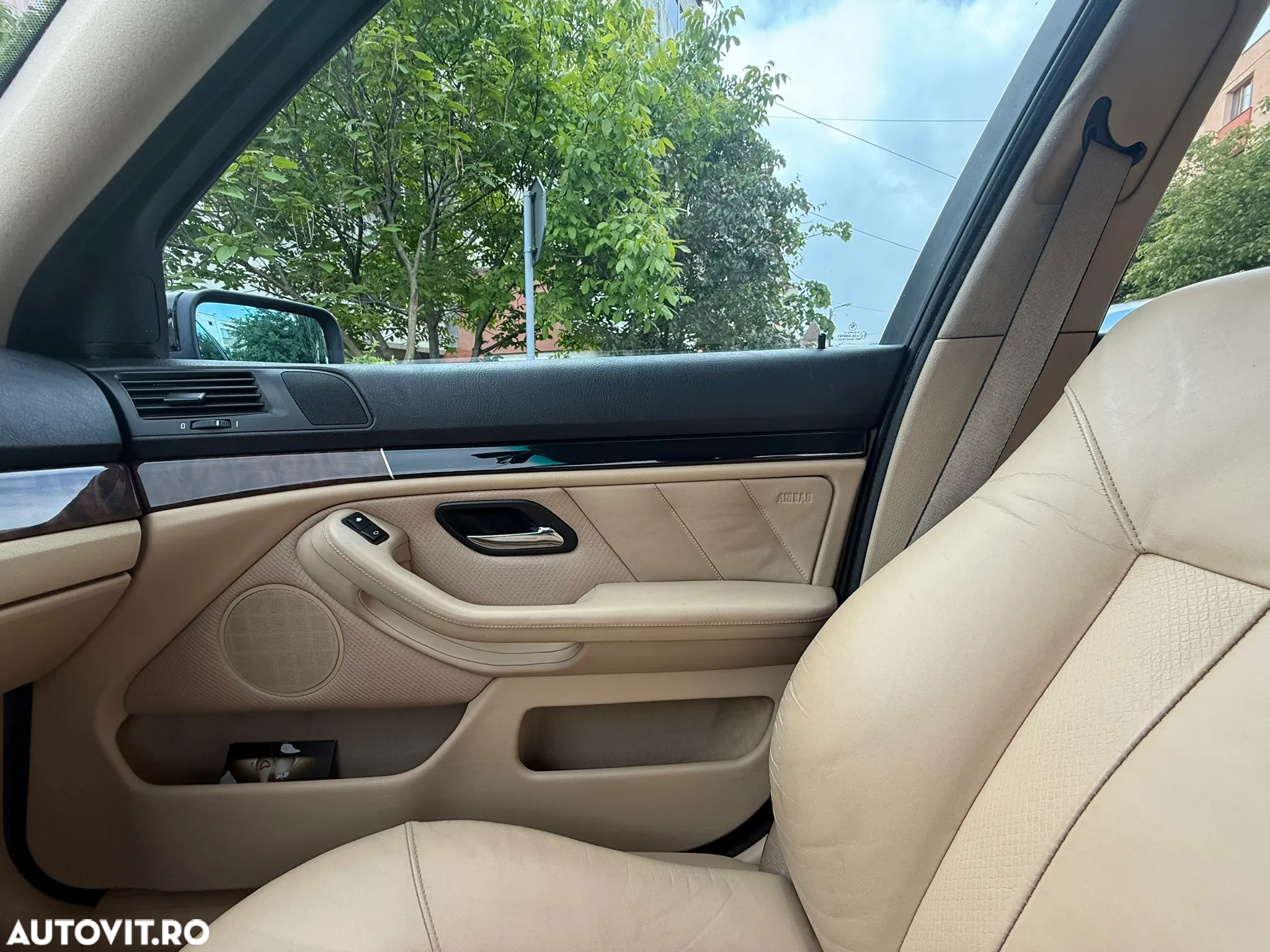 BMW Seria 5 535iA - 12